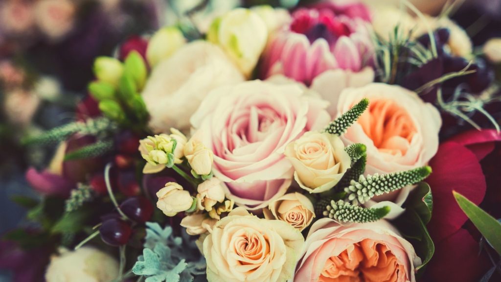 Seasonal Florals: Beautiful Blooms for Your Fall Wedding