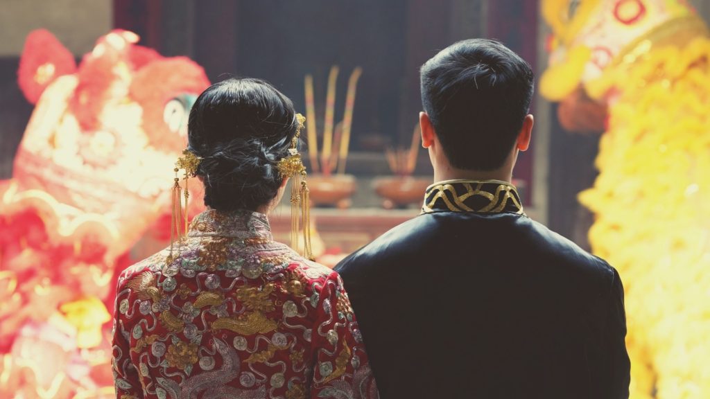 How To Include Chinese Wedding Traditions in Your Wedding