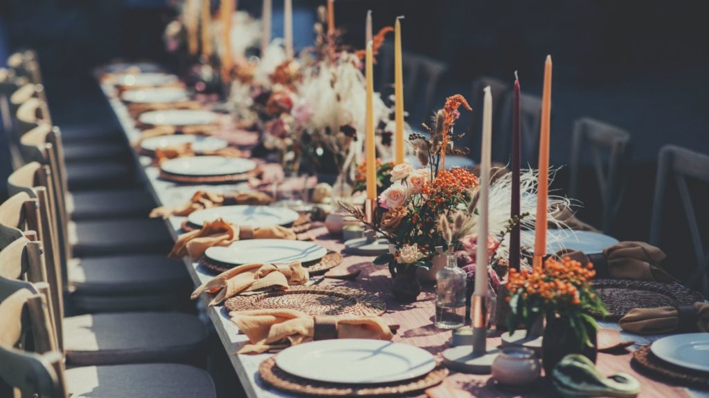 Rent, Buy, or DIY: A Guide To Sourcing Your Wedding Deco