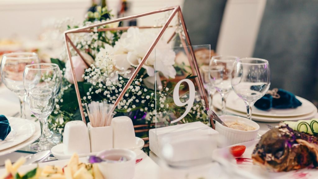 The 5 Truths and 5 Lies About Weddings: Wedding Planners
