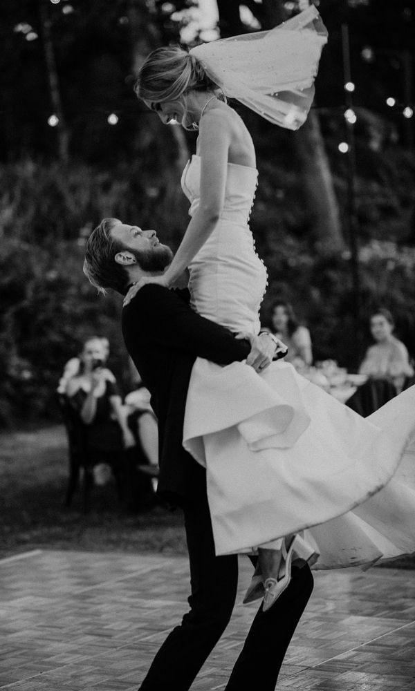 The First Dance: 5 Tips To Personalize Your Special Moment