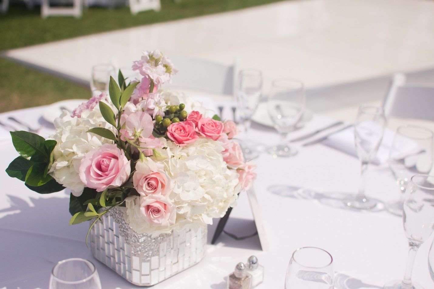 6 Genius & Easy Ways To Reuse Your Wedding Flowers
