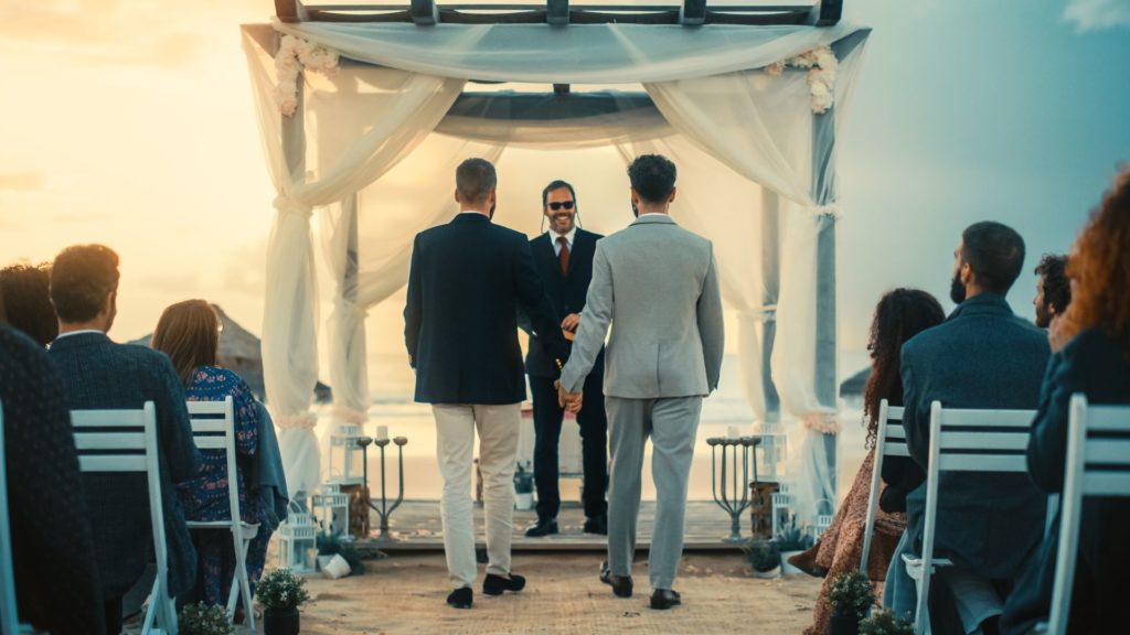 5 Things To Know When Selecting a Wedding Officiant