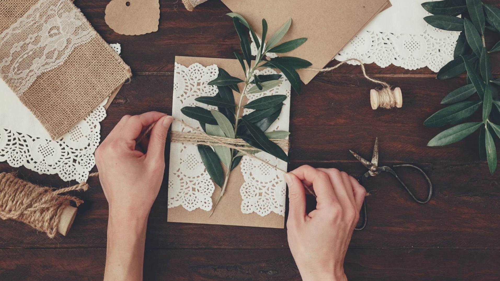 4 Tactful Ways To Say “No Kids” on Your Wedding Invitations