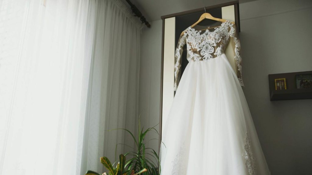 Great Tips for Purchasing a Wedding Gown Online