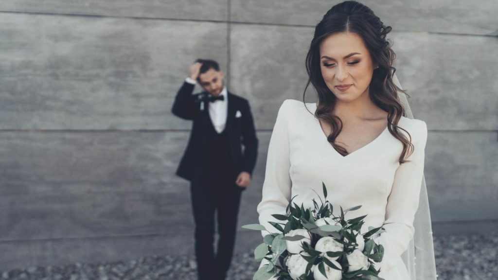 5 Reasons To Plan a First Look on Your Wedding Day