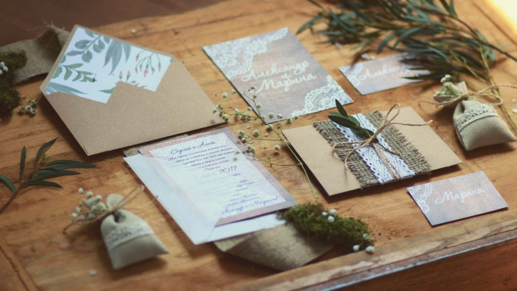 4 Tips for Choosing Your Wedding Invitation Style