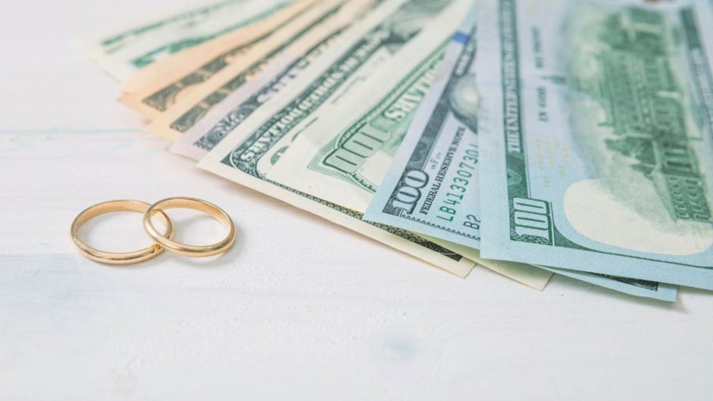 Cash Wedding Registries: 4 Things You Need To Know