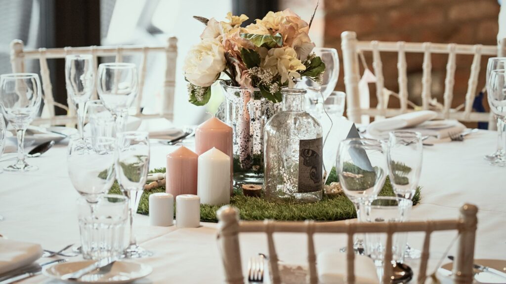 Centerpieces on a Budget: 5 Tablescaping Tips